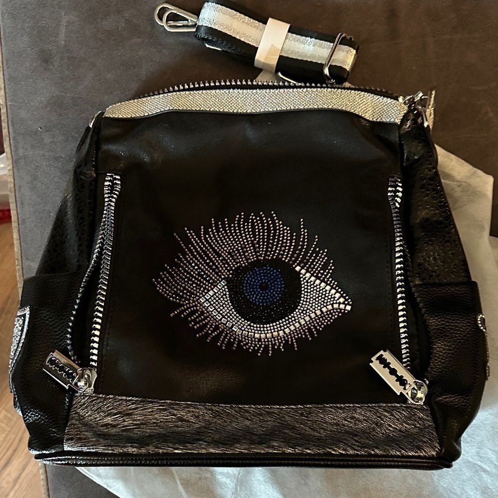 Black Eye-Embellished Women's backpack/shoulder bag - Picture 10 of 15